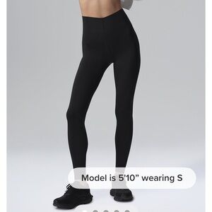 ALO Yoga Airlift Strength Extreme High-Waist 7/8 Legging, Black XS